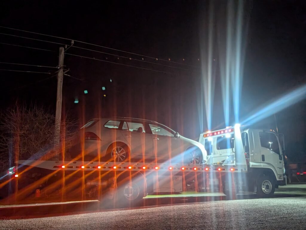 Night towing operation in Margate by Big Boy Towing